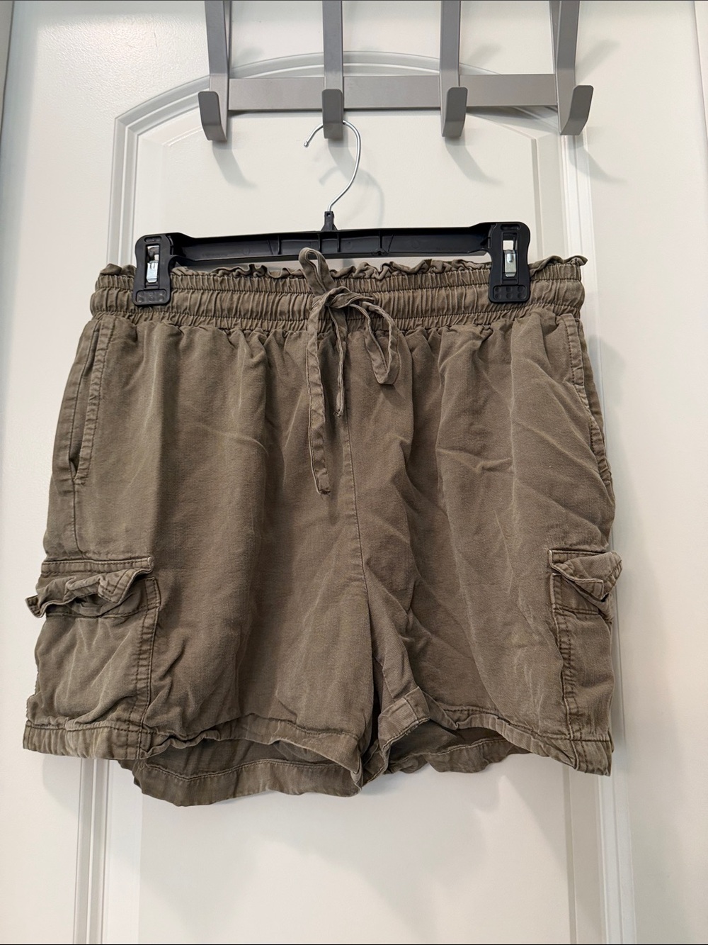 Thread & Supply Olive Green Women’s Shorts